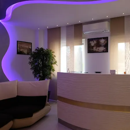 Frühstückspension Rossini Luxury 4*