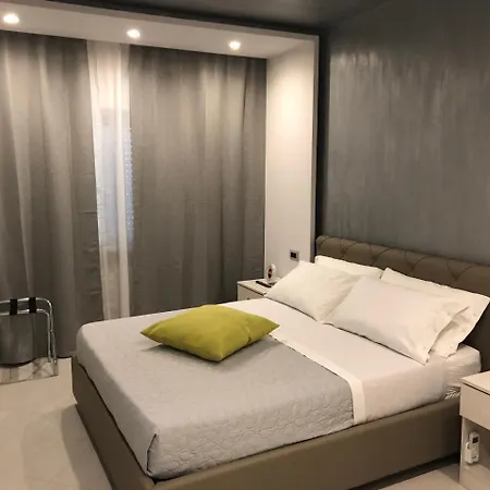 Rossini Luxury 4* 렌데