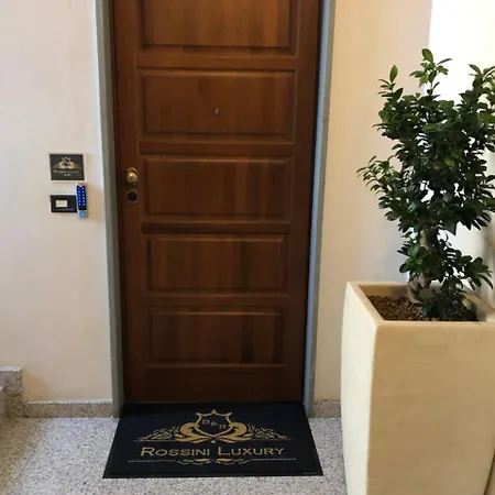 Rossini Luxury B&B 렌데