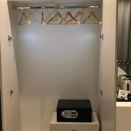 Frühstückspension Rossini Luxury 4*