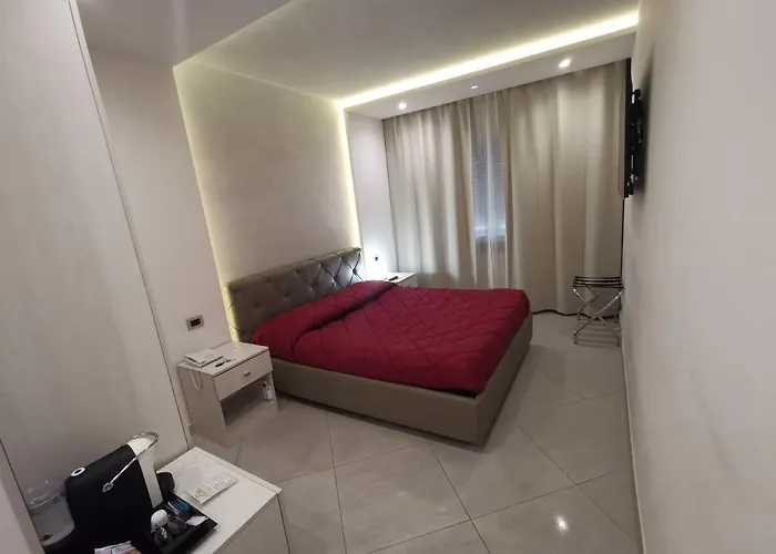 Rossini Luxury לינה וארוחת בוקר 4*