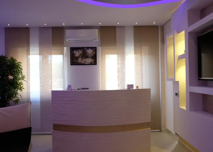 לינה וארוחת בוקר Rossini Luxury