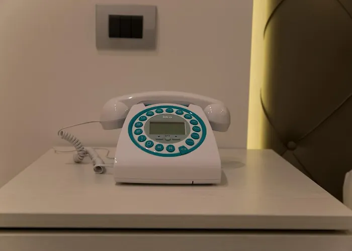 Rossini Luxury לינה וארוחת בוקר רנדה