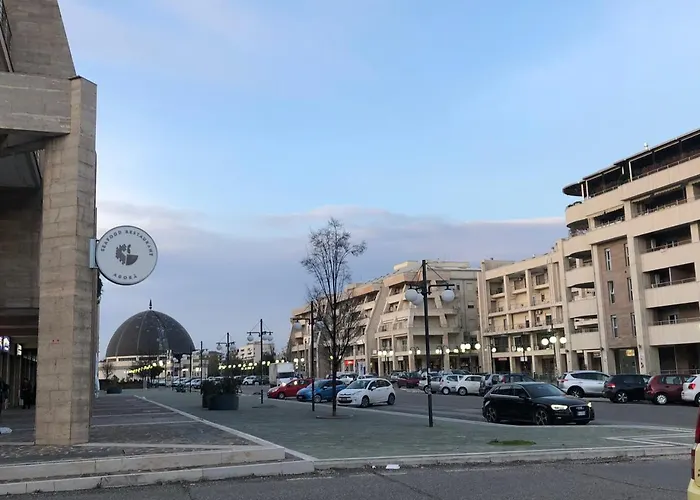 לינה וארוחת בוקר Rossini Luxury רנדה