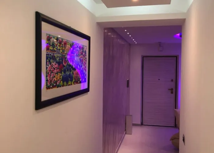 לינה וארוחת בוקר Rossini Luxury 4*