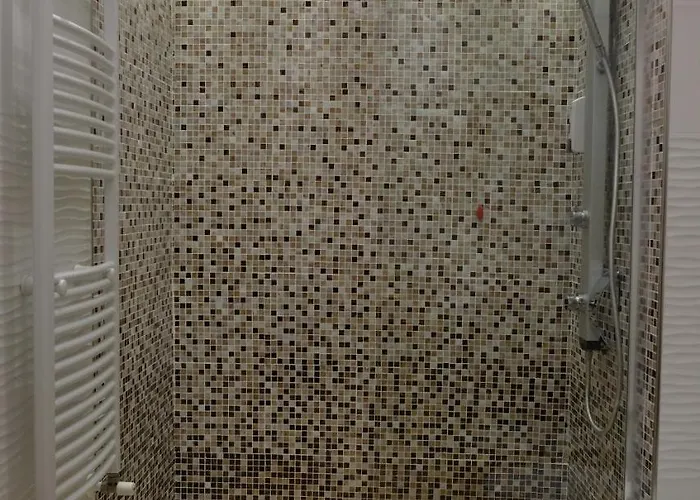 לינה וארוחת בוקר Rossini Luxury