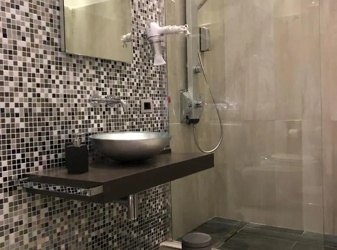 לינה וארוחת בוקר Rossini Luxury